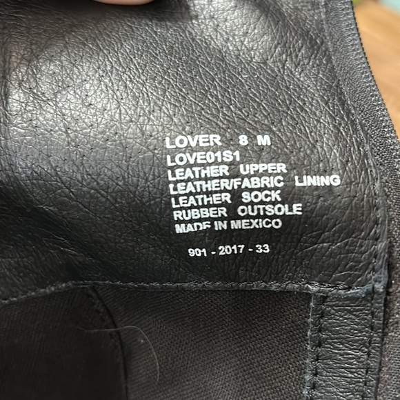 Black leather boots - Picture 2 of 5